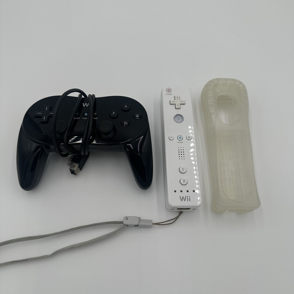 Nintendo Wii Console Bundle - 8 Games - 2 Controllers - Accessories RLV-001 - Picture 7 of 11